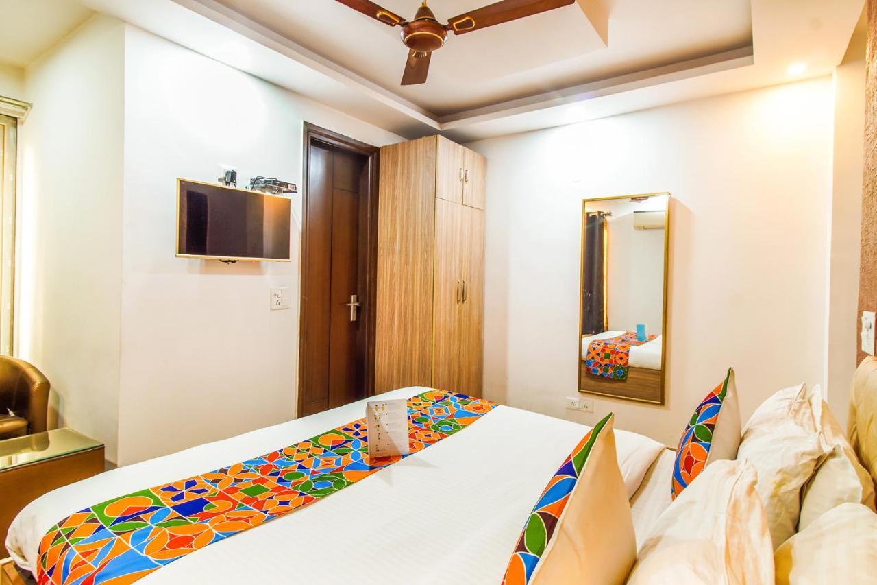 Royal Comfort Castle New Delhi Bagian luar foto